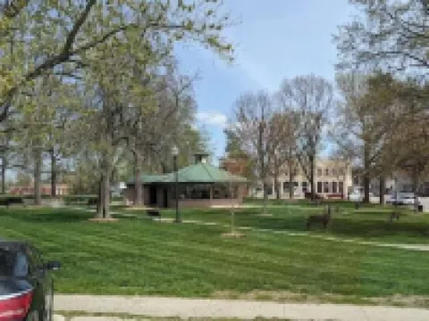 Cameron Suites Hotels in Cameron