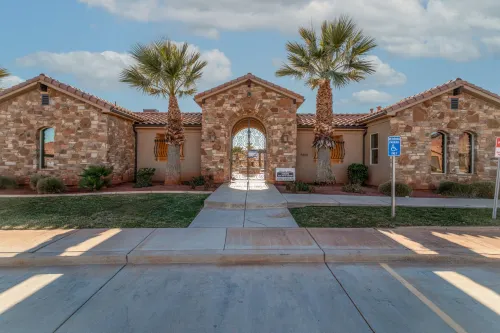 Paradise Village 3 - Grand View Estates Hotels in Ivins