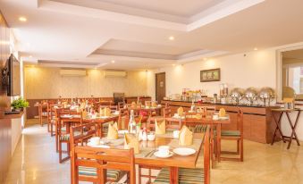 Rosewood Apartment Hotel