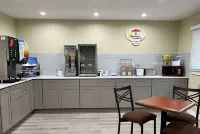 Super 8 by Wyndham Indianapolis/Emerson Ave Hotels in Beech Grove