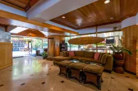 Central resort condo with pool, balcony, & grills - walk to beach & attractions