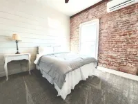 506 Historic Brickhouse off Main St. - 2 Blocks from Salmon River Hotels in Salmon