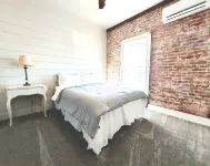 506 Historic Brickhouse off Main St. - 2 Blocks from Salmon River