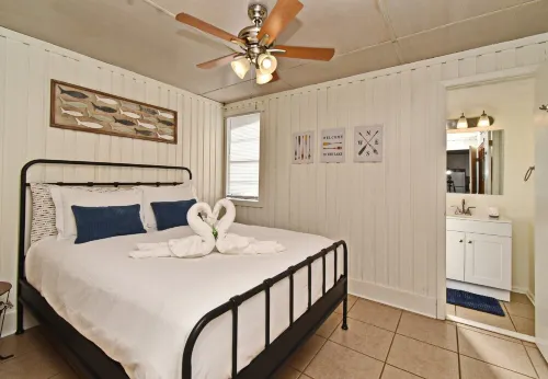 Villa Near Disney, Universal, Golf, & Pickleball