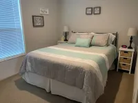 NW Retreat, Convenient 3 Block Walk to Main Street