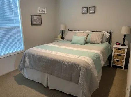 NW Retreat, Convenient 3 Block Walk to Main Street Отели рядом с достопримечательностью «Парк Тилликум»