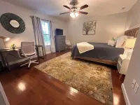 Charming 3-bed house near Baker Creek in south Knox! Pets Welcome!