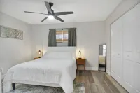 Tropical Family Escape with Pool, Arcade Games and Outdoor Lounge