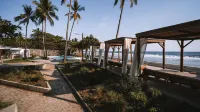 Coco Surf Tropical Village Hotels in La Libertad