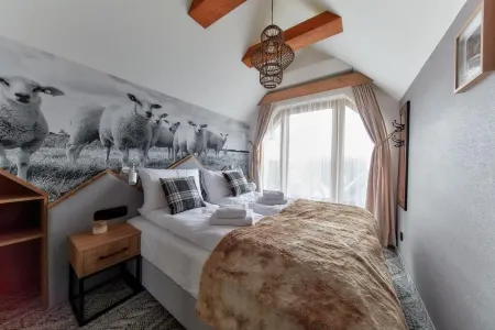 Tatra Square Apartments