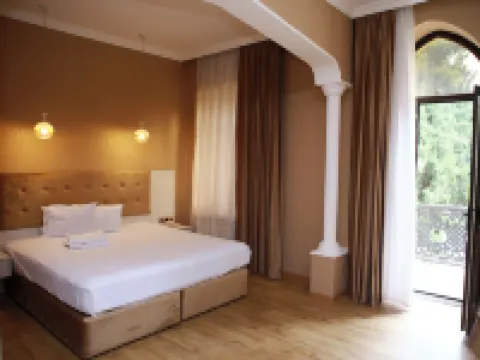 Deluxe Hotel Ganja Hoteles en Ganja