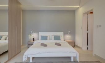 Stunning Apartment in a Central Location with Views