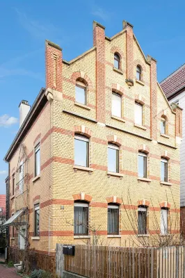 Limehome Stuttgart Elsenhansstr Hotel berhampiran Vector Consulting Services GmbH