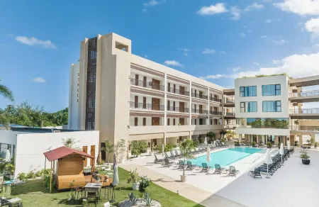 Probar Suites Punta Cana Отели рядом с достопримечательностью «Экологический парк Indigenous Eyes»