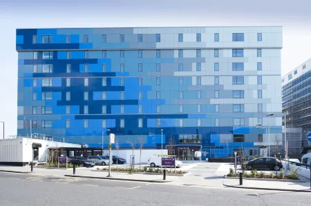 Premier Inn London Archway Hotel Отели рядом с достопримечательностью «Хайгейтское кладбище»