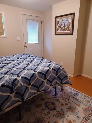 2135 Hilton Avenue Vrbo Duplex Hotels near University of Alaska Museum of the North