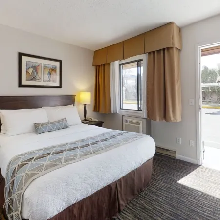 Recreation Inn and Suites