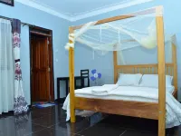Kamfart Safari Lodge Hotels in Buikwe