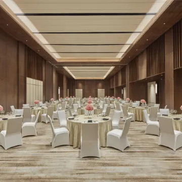 Hilton Gurugram Baani City Centre