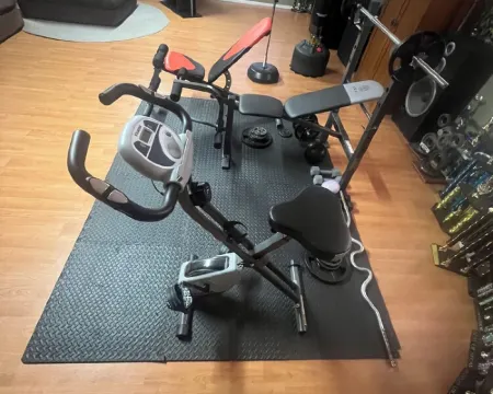 right off I-25 freeway Hotels in Valencia County