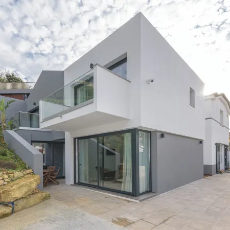 Estoril Village Guest House