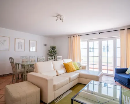 Modern 2 bedroom Duplex apartment next to Cabanas de Tavira Beach Free Wi-Fi Hotels in Conceicao de Tavira
