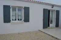 Villa La Loubine in the village of Chefmalière Hotels near Oléron