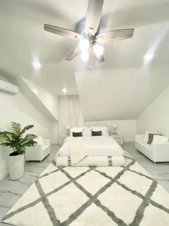 Stunning Ocean view home with luxury amenities!