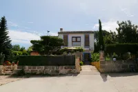 Apartment in old farmhouse Hotels in El Comtat