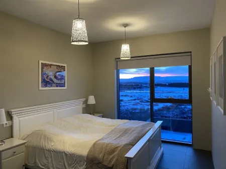 Sólfaxi Modern Luxury Villa, Amazing Panorama View, on the Golden Circle.