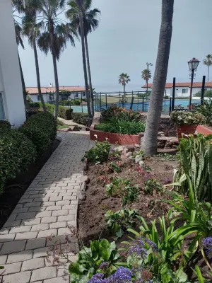 Condo for 5 at La Paloma Beach Resort. Access to all amenities. 24 hr security.