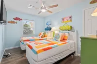 Special Rates! Updated 1st Floor 2 Bedroom Oceanview Condo in Surfside Beach!