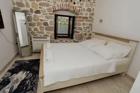 3 Bedroom House on Sea