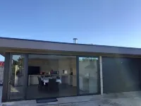 Magnifique villa contemporaine avec vue dans un écrin de verdure.