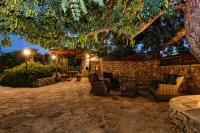 Luxury stone villa with outdoor jacuzzi, private pool and antique furniture