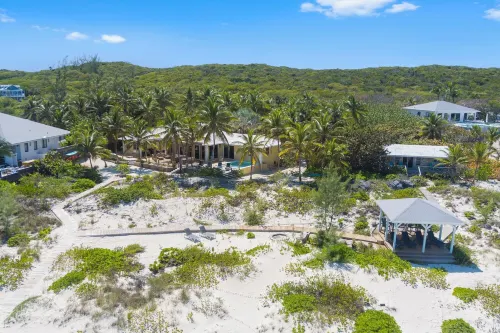 Lattitude Adjustment Luxury Gated Beach Front Paradise Hotels in Moss Town