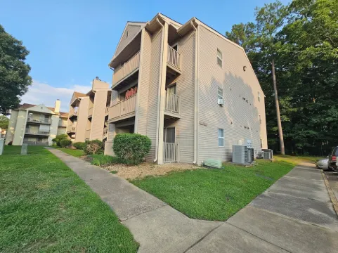 Beautiful fully renovated two bedroom condo