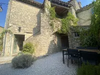 Maison de Village Tout Confort et Pleine de Charme
