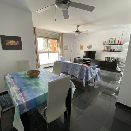Schicke Maisonette-wohnung Direkt am Strand, mit Meerblick und