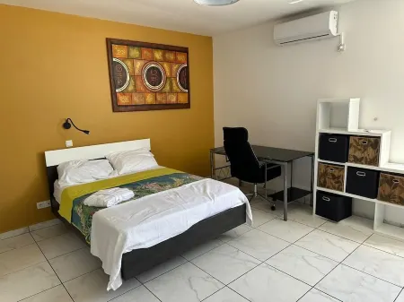 Villa Le Jenael Resort Отели в г. Сент-Ан