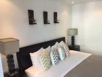 Miami Beach Luxury Condo On South Beach (Suite 303)