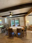 Columbia Point Resort - Pet friendly