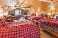 Higgins Lake - One Of A Kind Lakefront Lodge!