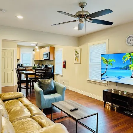 Campu's shared House - Main Level