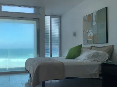 Stunning oceanfront 3-bedroom, 3.5 bath house in Isla Mujeres Hotels near Playa Norte