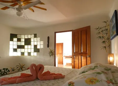 5 Bedroom, 3 level Treehouse Style Home near Corcovado National Park, and Beach.