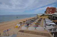Small Villa with 3 bedrooms,2 bathrooms, AC, wifi,private pool.