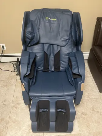 Peaceful Gathering Modern Kitchen & Living Space, Huge Discounts Are Available