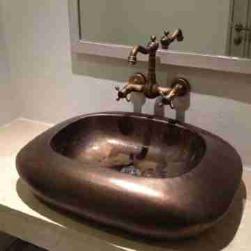 Chelona 1BR Pool View Rooms