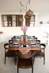 Exquisite Lake Front Villa: Private Cove, Sauna, Pizza Oven, Kayaks, SUPs